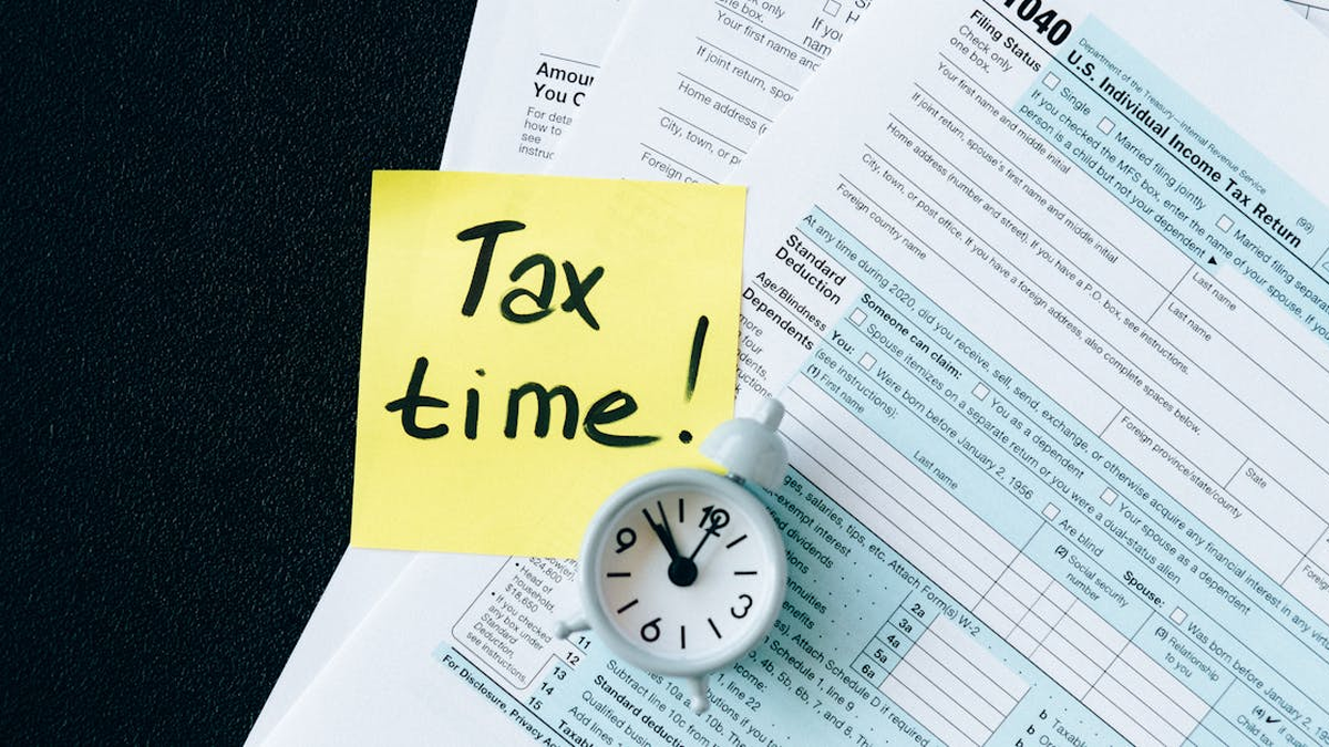 2025 Quarterly Tax Calendar: Essential Dates for Individuals and Businesses