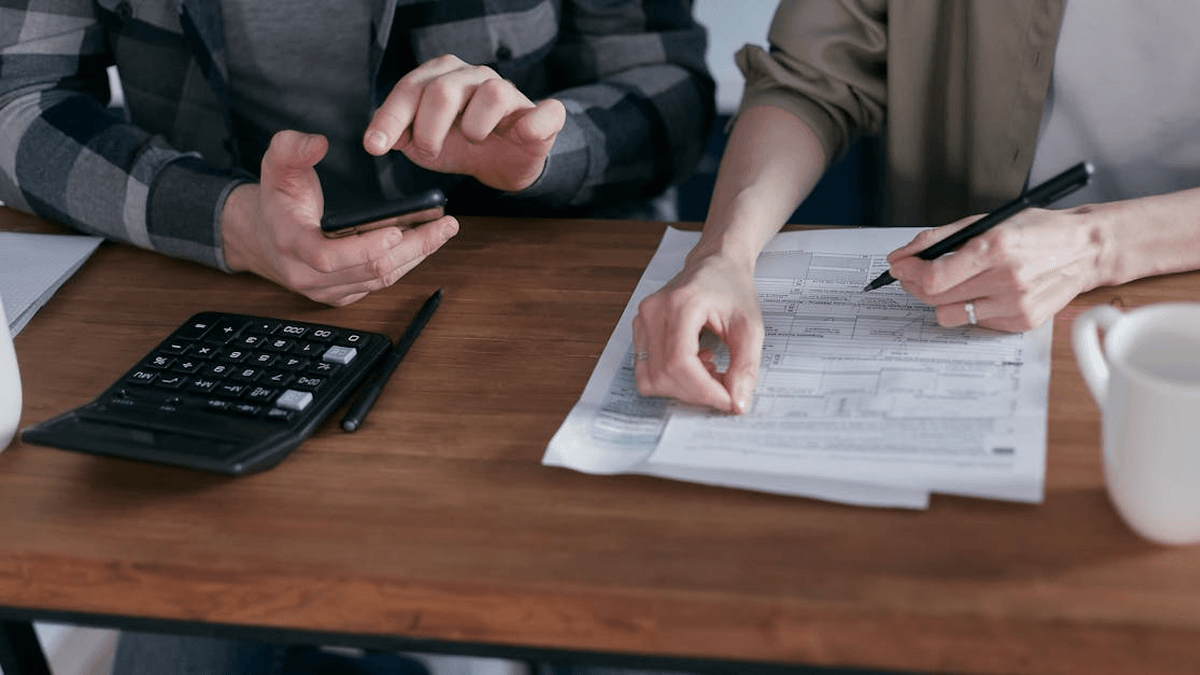 How AI Can and Can’t Help Businesses with Tax Prep in 2026